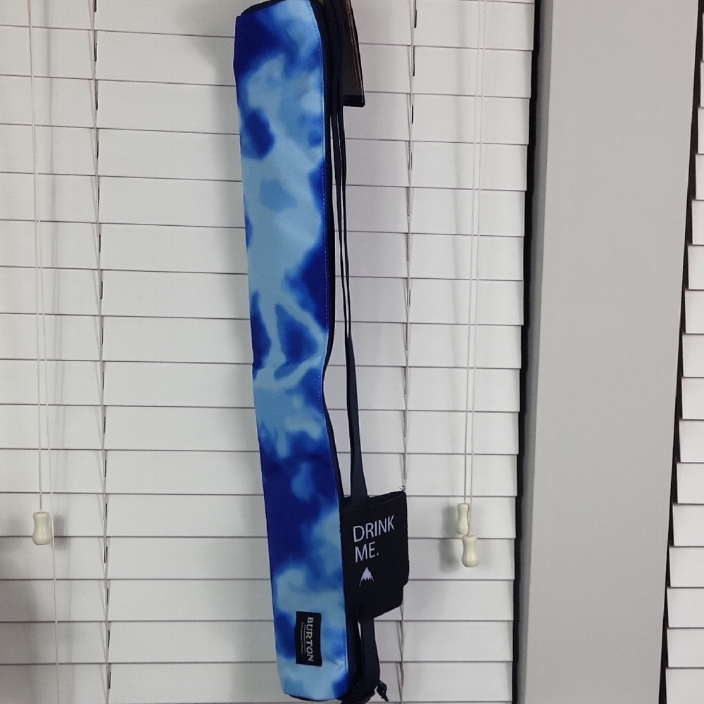 Burton‎ BEERACUDA Blue Beer holder/cooler Bag with Black Strap
